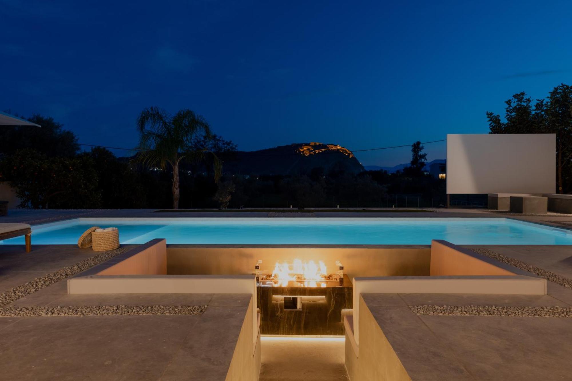 Nafplio Blue Topaz Poolside Villa Extérieur photo